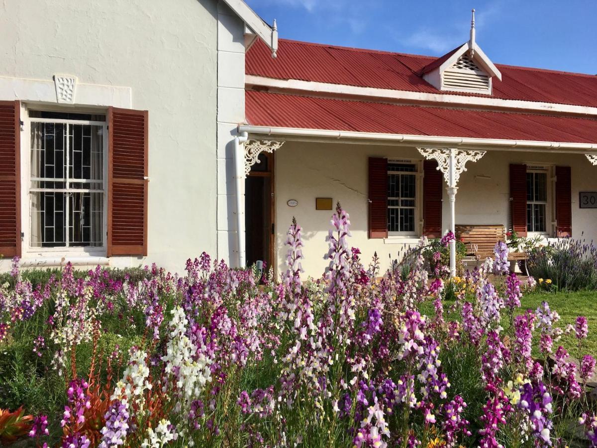John Montagu Accommodation 外观 照片
