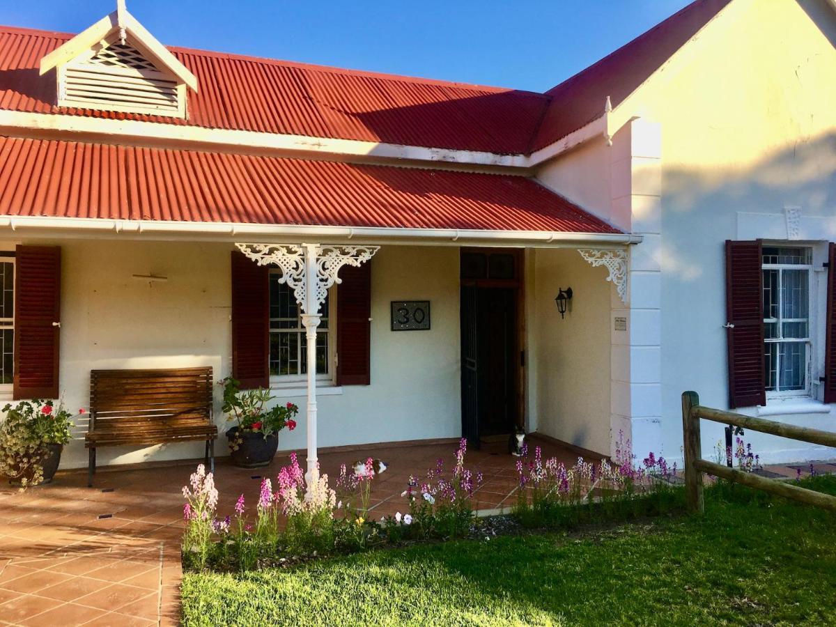 John Montagu Accommodation 外观 照片