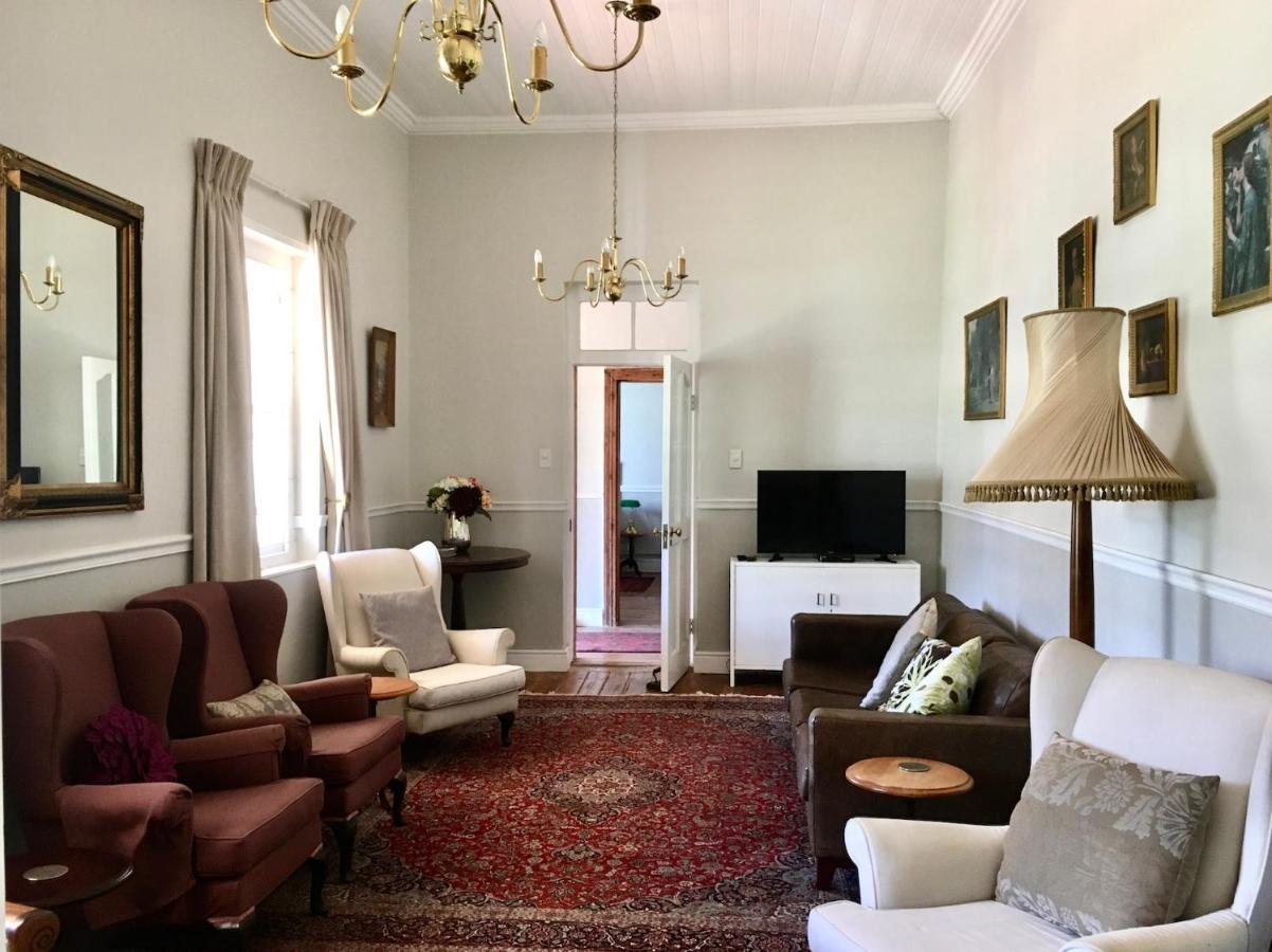 John Montagu Accommodation 外观 照片