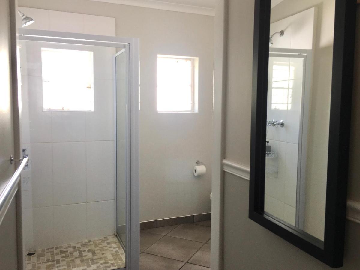 John Montagu Accommodation 外观 照片