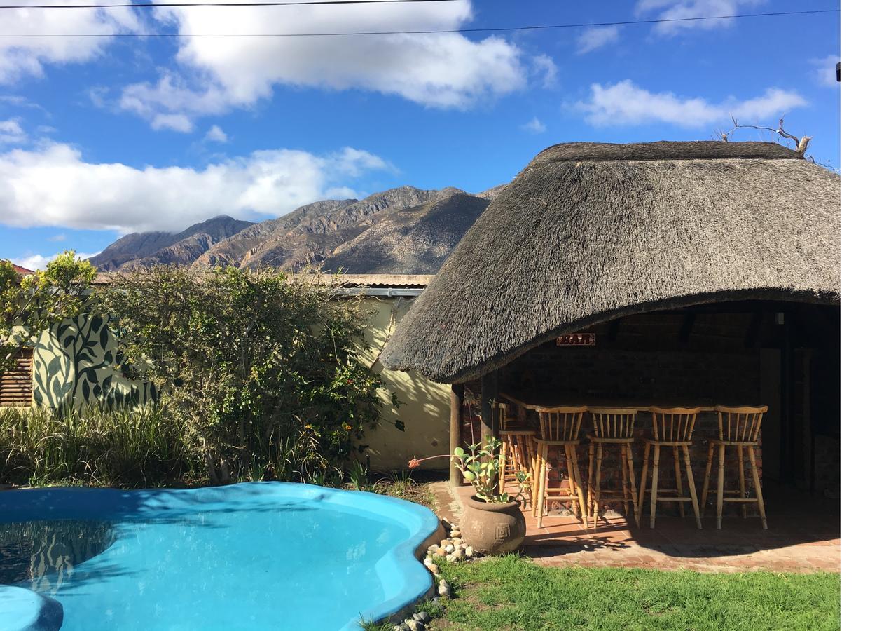 John Montagu Accommodation 外观 照片