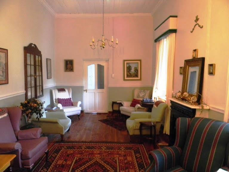 John Montagu Accommodation 外观 照片